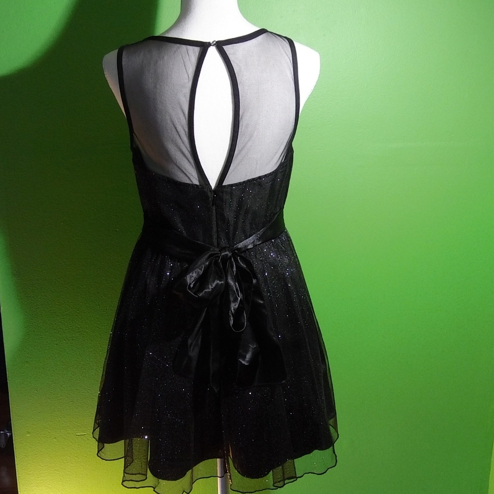 Trixxi Black Cocktail Dress Sparkles. Size 5. - Picture 4 of 8